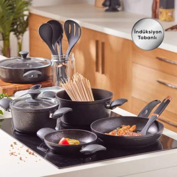 سرویس قابلمه و کفگیر و ملاقه 13 پارچه مشکی طلایی پاور بیوگرانیت کاراجا 153.03.08.1172