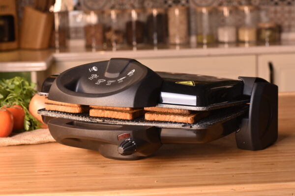 توستر برقی 1800 وات مشکی گوستاوا بامبوم B3289 Rabima رابیما